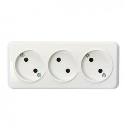 Розетка SMARTBUY (SBE-03w-10-S3-N) Юпитер, 3-местная, белый