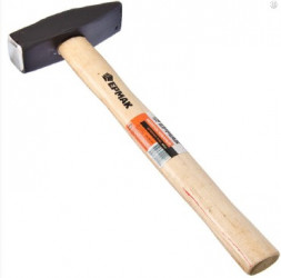 Молоток ЕРМАК (662-410) Молоток кованый с деревянной ручкой 800гр.