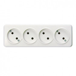 Розетка SMARTBUY (SBE-03w-10-S4-N) Юпитер, 4-местная, белый