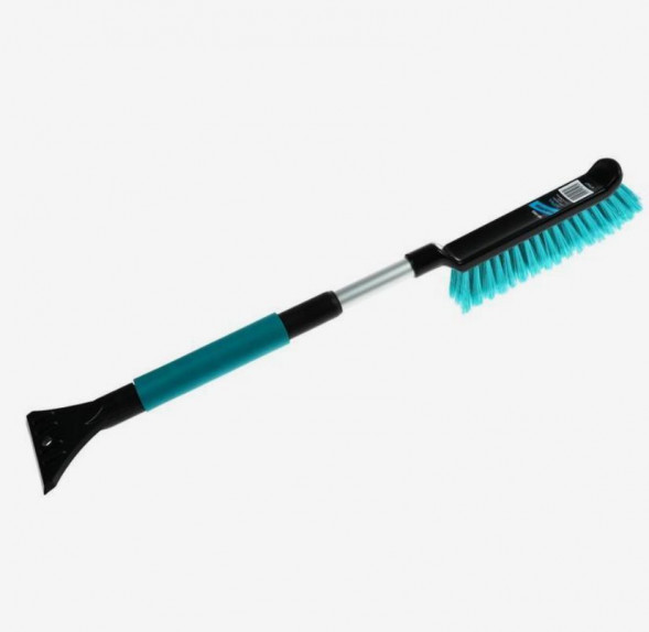 Щетка для снега BLACK&amp;BLUE ВВ1005 cо скребком поролоновая телескоп. ручка (57-70см) 47547